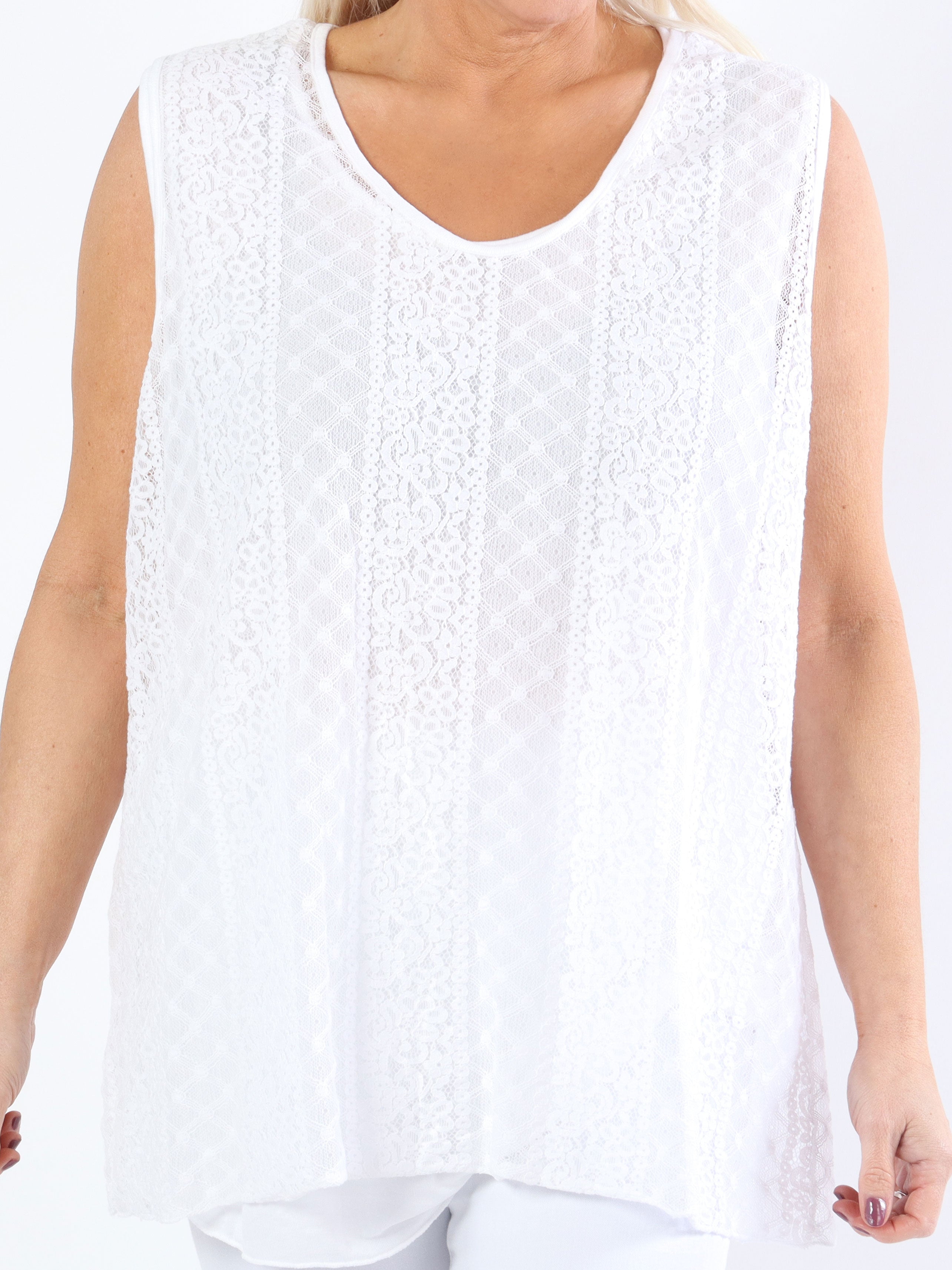 Estala - Sød plus size blondetop uden ærmer